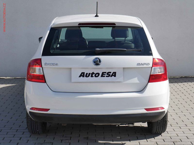 Škoda Rapid (2017) 1.2TSi, Ambition - fotka 5 z 15