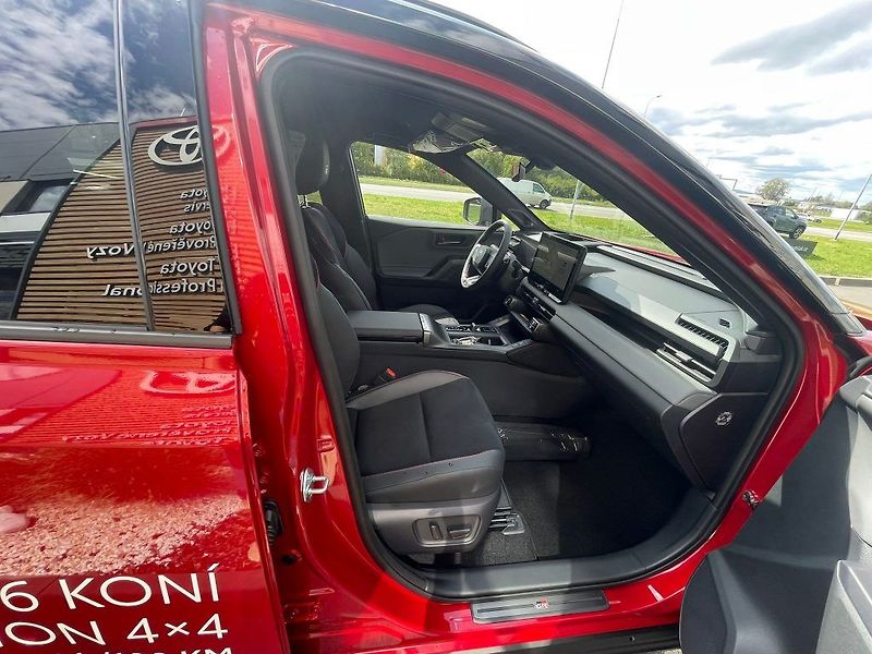 Toyota RAV4 2.5L PHEV CVT 4X4 GR SPORT - fotka 29 z 31