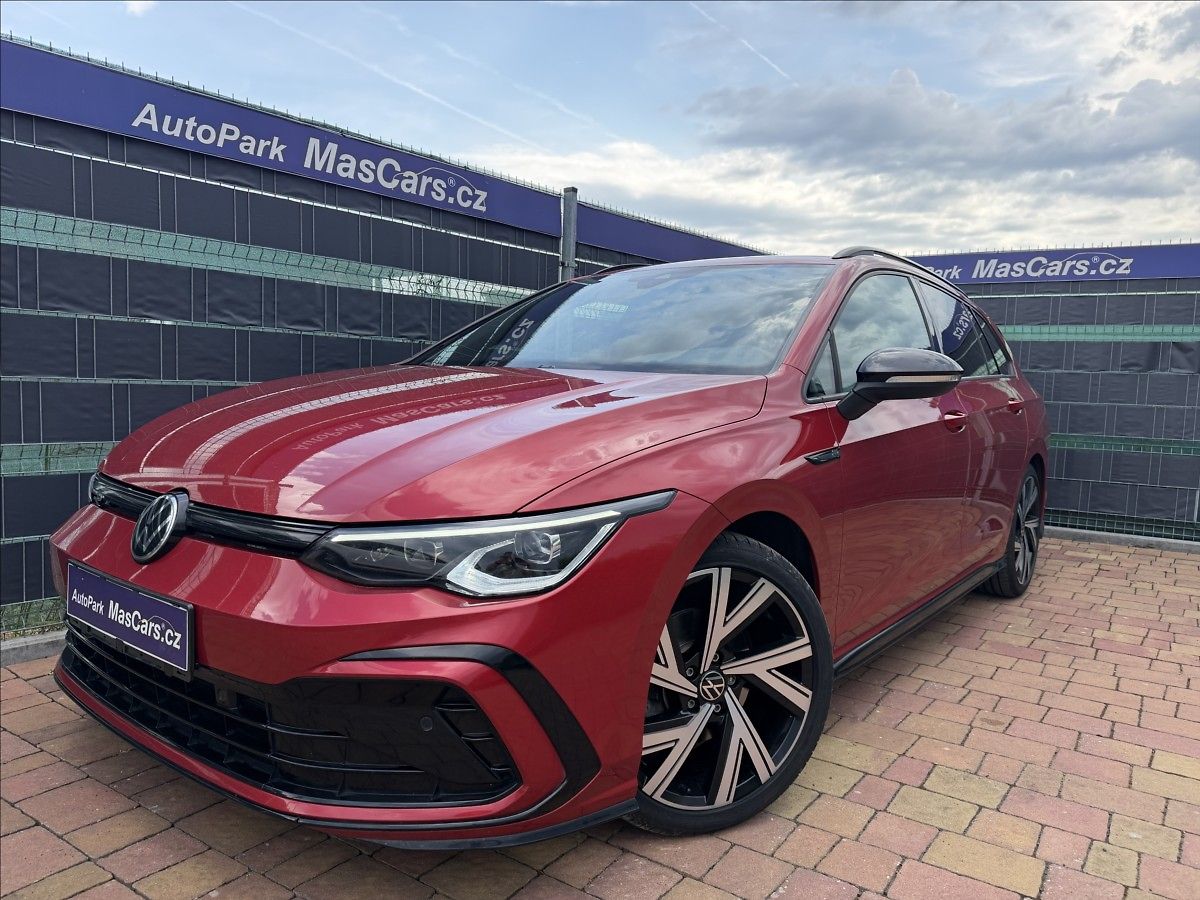 Volkswagen Golf VIII 1.5 TSI R-Line DSG