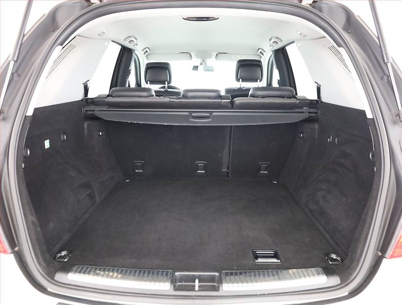 Mercedes-Benz Třídy M (2010) ML 300 CDI, 4X4, Automat - fotka 13 z 14