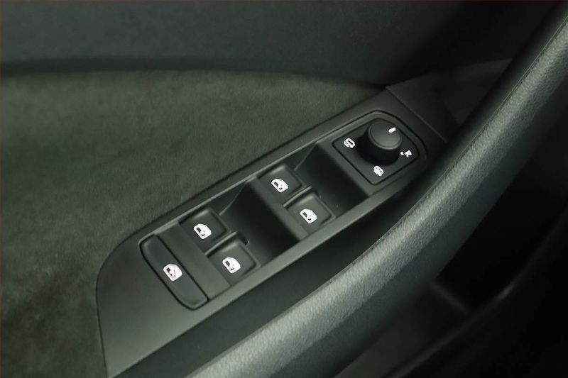 Škoda Scala (2025) Drive 1.0 TSI - fotka 10 z 15