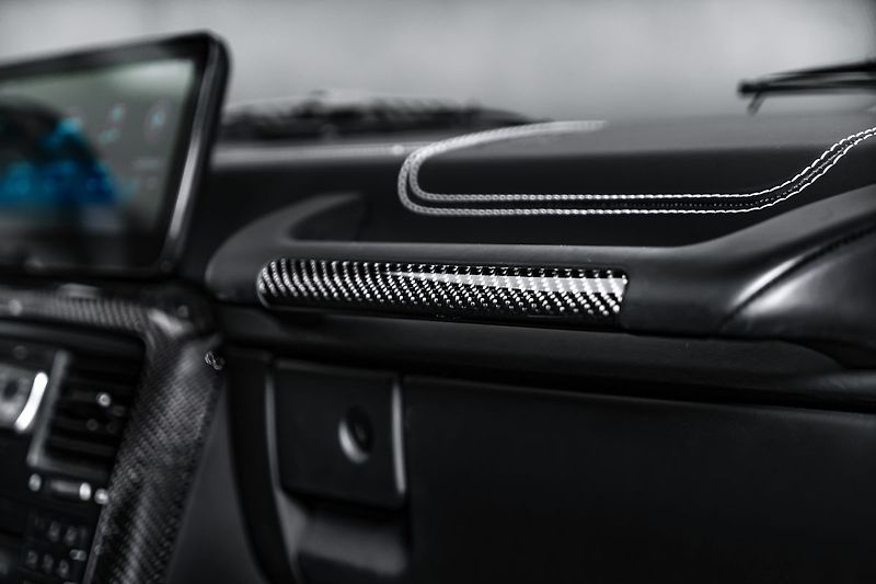 Mercedes-Benz Třídy G 4x4 2 AMG Designo Carbon - fotka 26 z 29