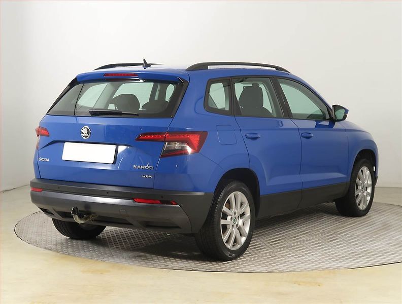 Škoda Karoq (2019) 2.0 TDI, 4X4, Tempomat - fotka 5 z 22