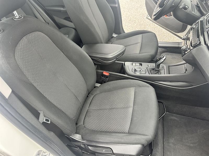 BMW X1 sDrive18i - fotka 3 z 14