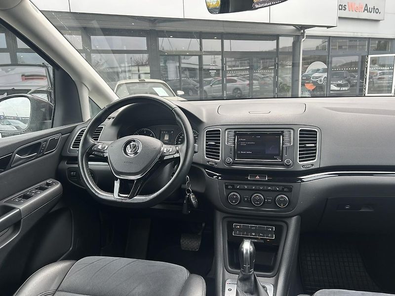 Volkswagen Sharan 2.0TDI 135kW DSG 4MOT - fotka 18 z 23