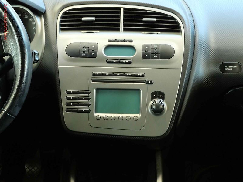 Seat Altea (2005) 1.9TDI, ČR, AC, temp - fotka 8 z 16