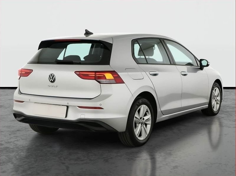 Volkswagen Golf (2020) Life 1.5 TSI, Serv.kniha - fotka 5 z 17