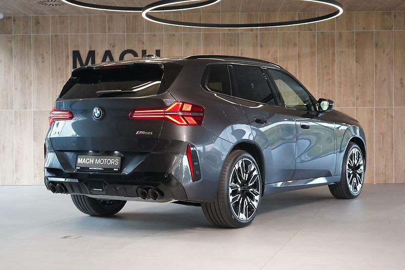 BMW X3 M50 xDrive, Nezávislé, Tažné - fotka 8 z 50