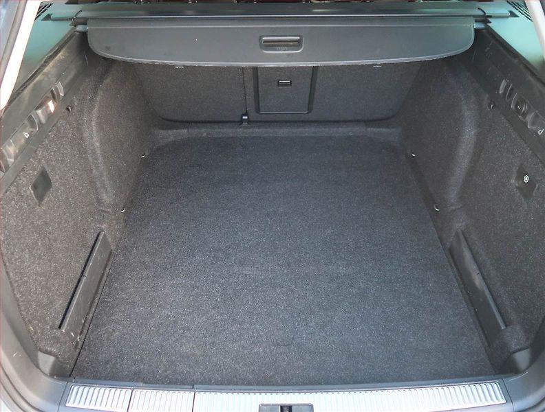 Škoda Superb (2017) 2.0 TDI 4x4, 4X4, Automat - fotka 13 z 14