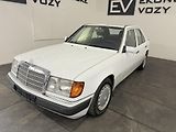 Mercedes-Benz Třídy E (1991) 2.3 , AT ,SERVIS DOLOŽEN! - náhled 8