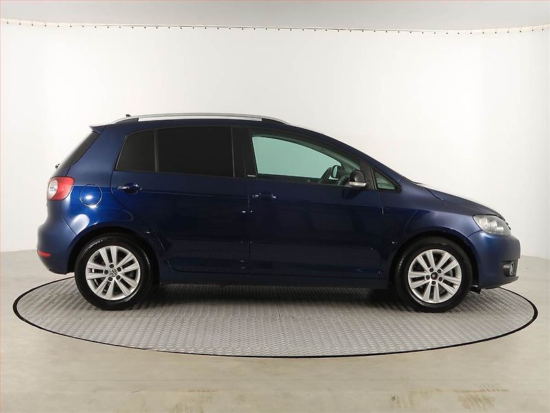 Volkswagen Golf Plus (2012) Comfortline 1.6 TDI, Tempomat - fotka 6 z 18