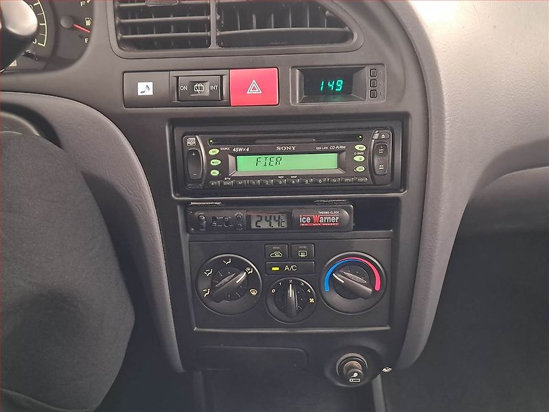 Hyundai Elantra (2003) 1.6, Serv.kniha, po STK - fotka 12 z 15