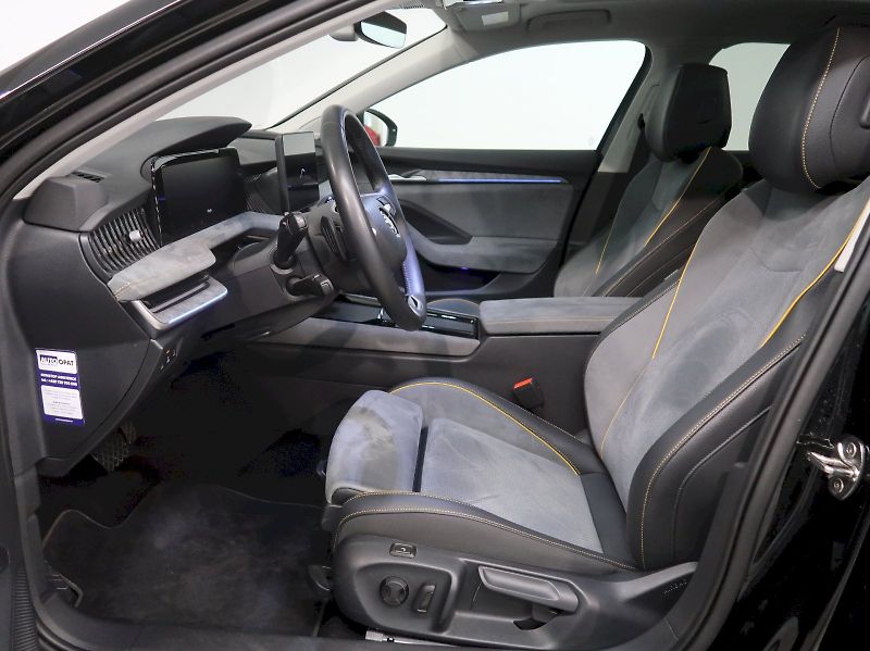 Škoda Superb (2024) SELECTION 2.0TDI 110KW DSG PAN - fotka 13 z 43