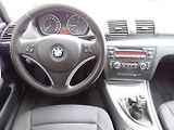 BMW Řada 1 (2008) 118d 105kW - náhled 12