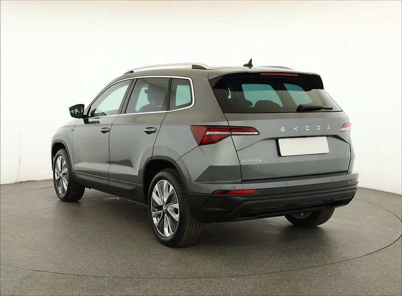 Škoda Karoq (2025) 2.0 TDI, Drive, 4x4 - fotka 4 z 20