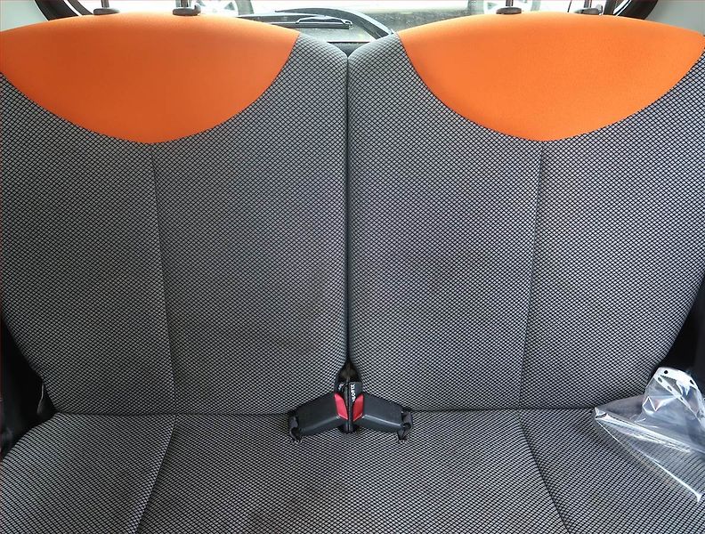 Toyota Aygo (2013) 1.0 VVT-i, Park. senzory - fotka 10 z 13