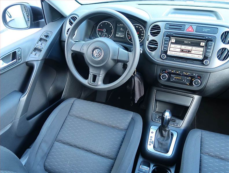 Volkswagen Tiguan (2011) 2.0 TDI, Automat - fotka 7 z 20