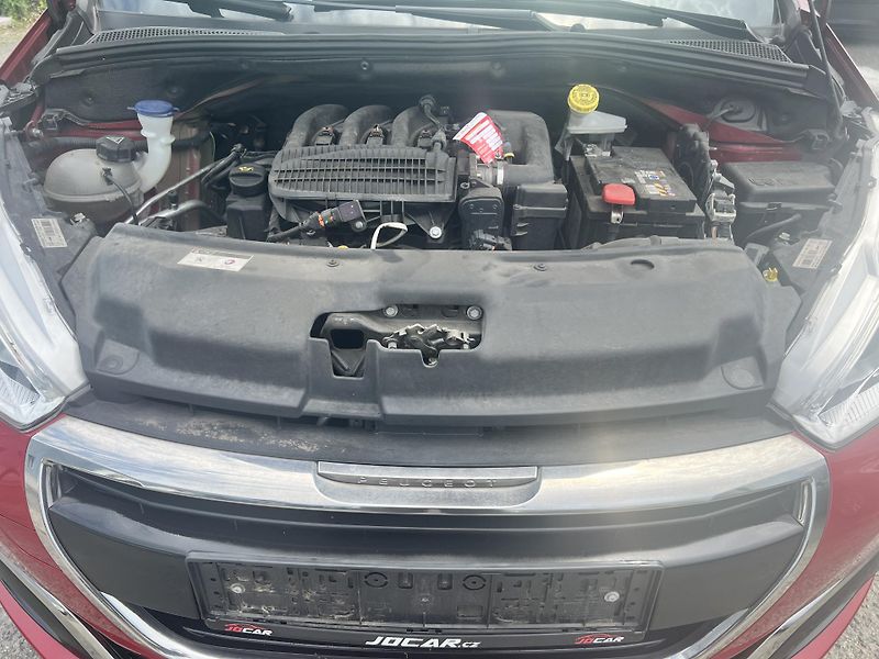 Peugeot 208 1.2i KAMERA KLIMA PŮVOD ČR - fotka 35 z 41