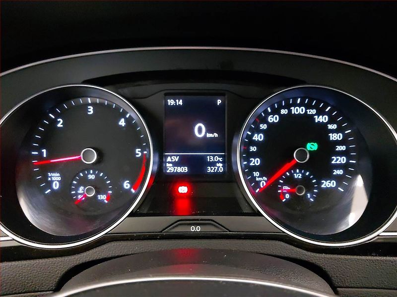 Volkswagen Passat (2017) 2.0 TDI, Automat, Tempomat - fotka 11 z 17