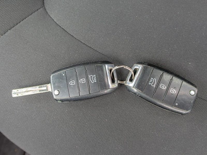 Kia Sportage (2014) ČR 1.7D 85KW – 2x KOLA - fotka 35 z 35