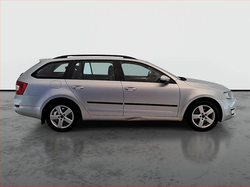 Škoda Octavia (2016) 2.0 TDI, Tempomat - fotka 6 z 12