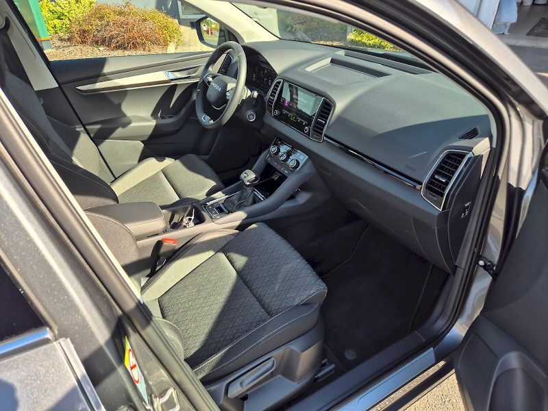 Škoda Karoq (2025) Top Selection 1.5 TSI 110 kW 7 - fotka 20 z 39