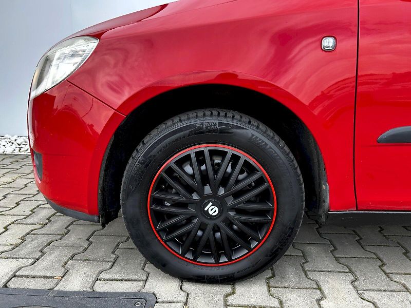 Škoda Fabia (2009) Combi 1.2 HTP 51kW MP5 Classic - fotka 23 z 27