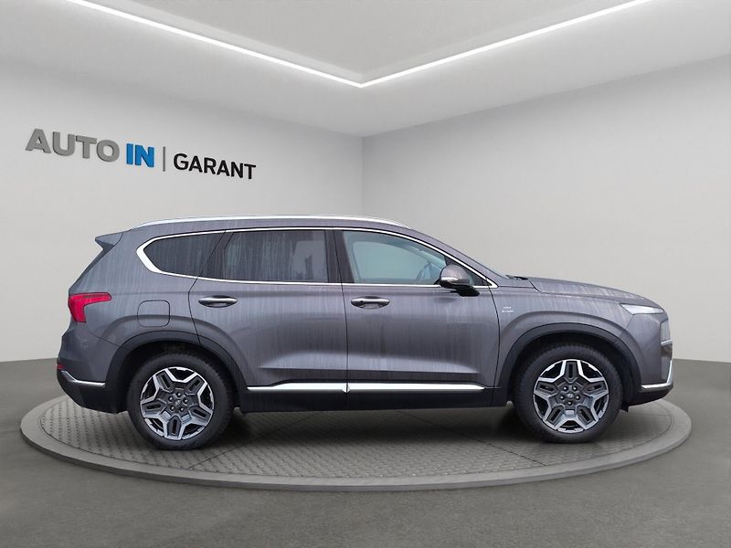 Hyundai Santa Fe (2022) Luxury 1.6 T-GDi PHEV 195kW, Č - fotka 4 z 30
