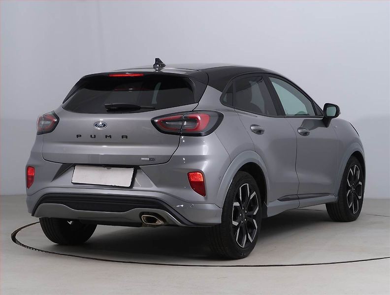 Ford Puma (2022) ST-Line X 1.0 EcoBoost mHEV - fotka 5 z 19