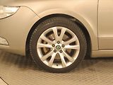 Škoda Superb (2012) 2.0 TDI, Tempomat - náhled 14