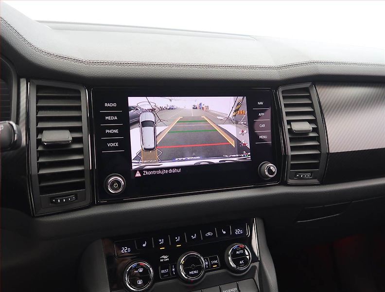 Škoda Kodiaq (2022) Sportline 1.5 TSI, digi klima - fotka 21 z 27
