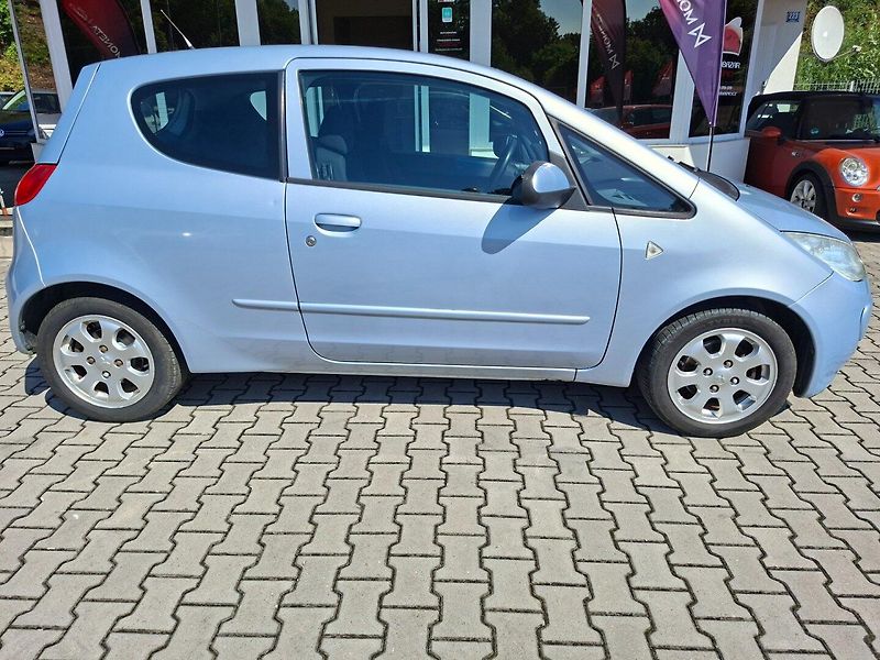 Mitsubishi Colt (2005) 1.3i 70kW AUT -KLIMATIZACE - fotka 9 z 24