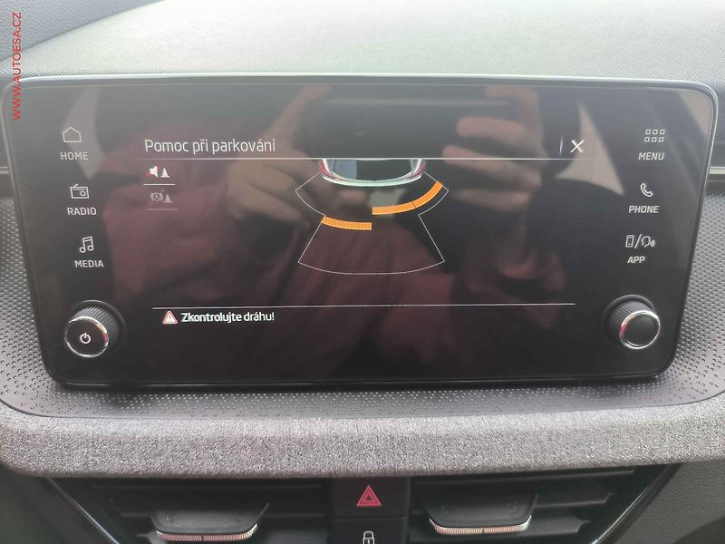 Škoda Kamiq (2025) 1.0TSi, LED, AC, temp - fotka 14 z 22