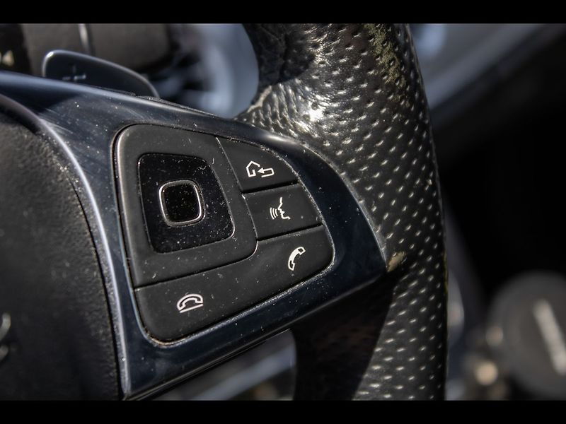 Mercedes-Benz Třídy E D 2017 AT 143kW - fotka 20 z 26