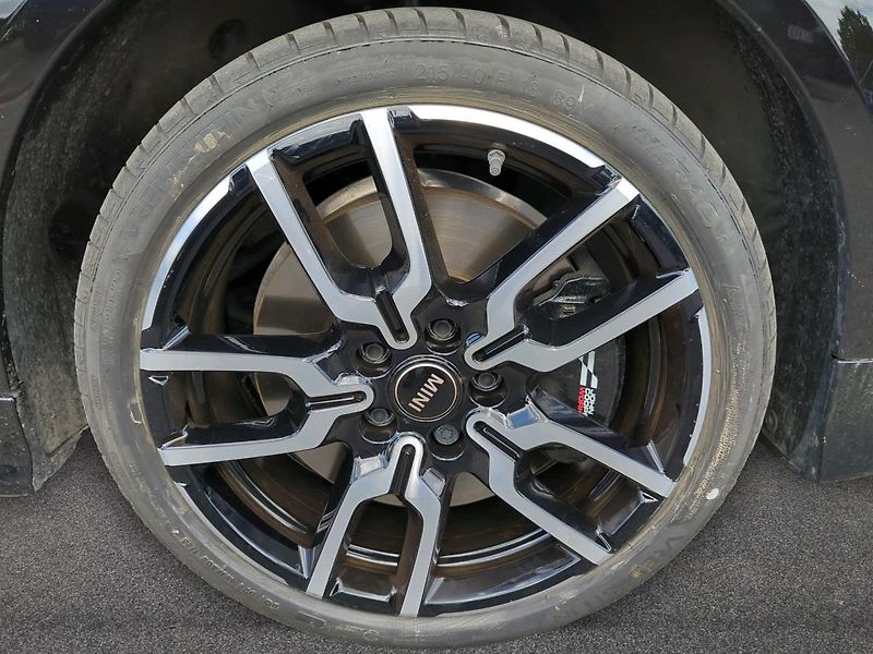 Mini Cooper S 5-doors - fotka 15 z 18