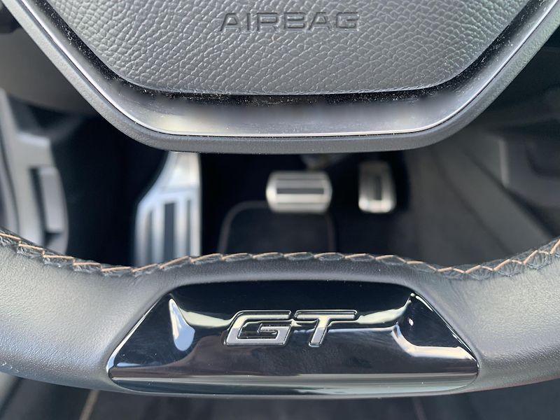 Peugeot 508 SW  GT 1.6 PHEV165kW e-EAT8 - fotka 16 z 38