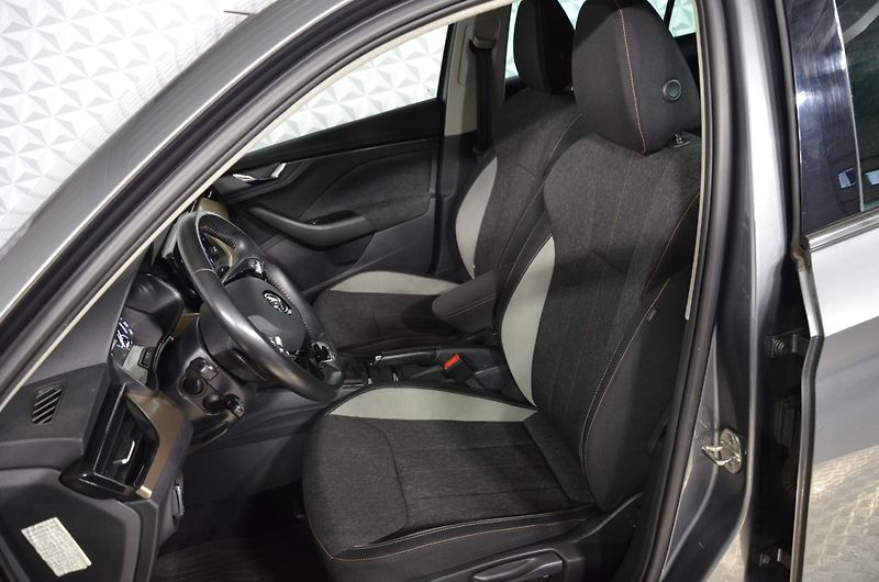 Škoda Scala (2023) 1.5TSI 110 Style AT - fotka 10 z 18