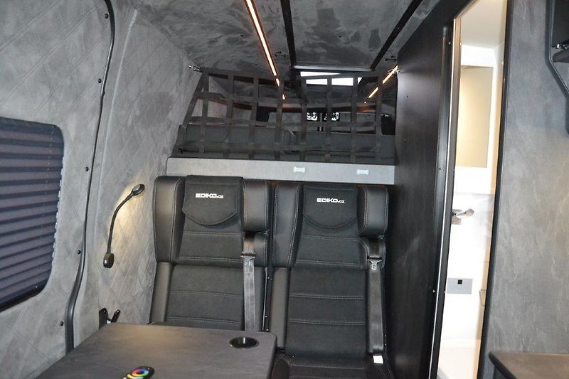 Mercedes-Benz Sprinter 319 Camper Family - fotka 16 z 51