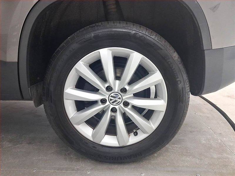 Volkswagen Tiguan (2011) Freestyle 2.0 TSI, 4X4 - fotka 15 z 16