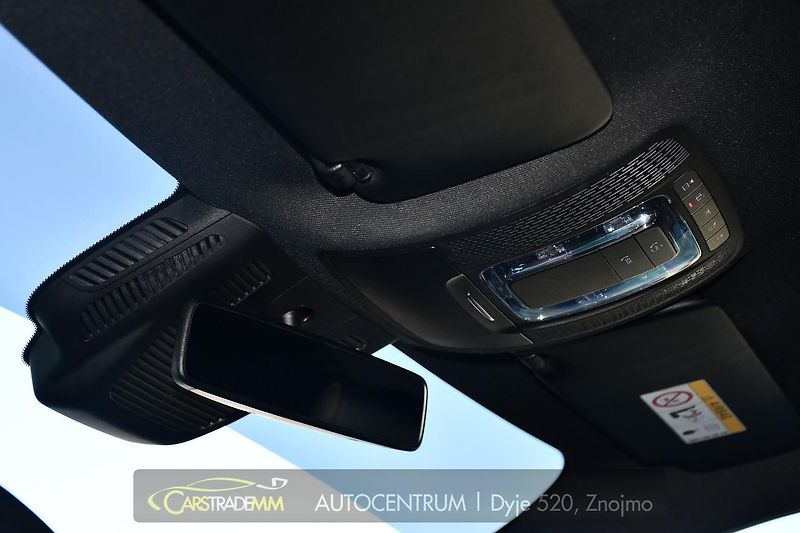 Mercedes-Benz Třídy A A 35 AMG 4MATIC AERO - fotka 49 z 55