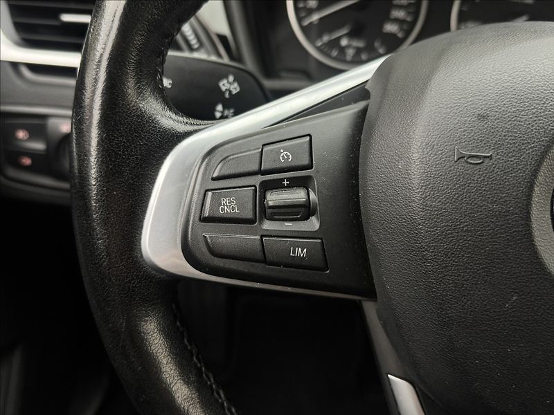 BMW X1 2,0 18d AUTOMAT SERVIS ČR - fotka 10 z 44