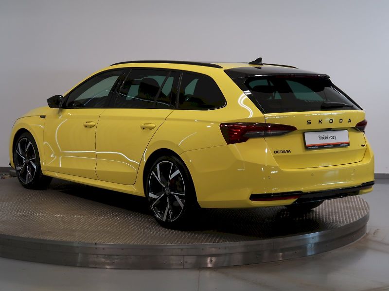 Škoda Octavia (2025) SPORTLINE 2.0TSI 150KW 4x4 DSG - fotka 7 z 44