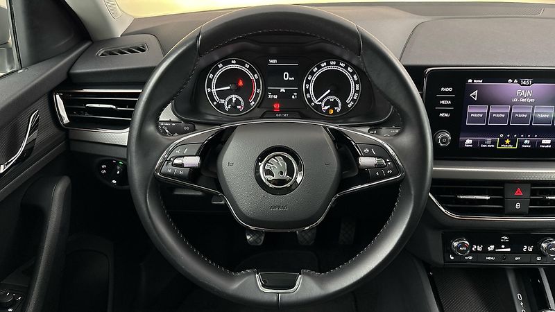 Škoda Scala 1.0 TSI Style - fotka 9 z 26