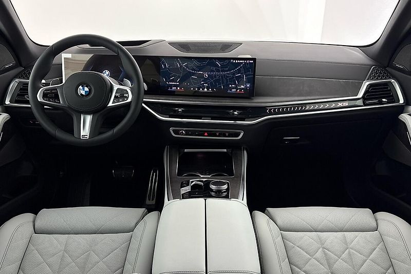 BMW X5 xDrive40d - fotka 16 z 26