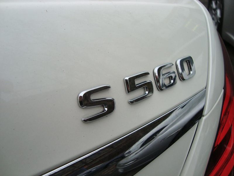 Mercedes-Benz Třídy S (2018) Maybach 560 4-Matic,ČR,1.Maj - fotka 16 z 77