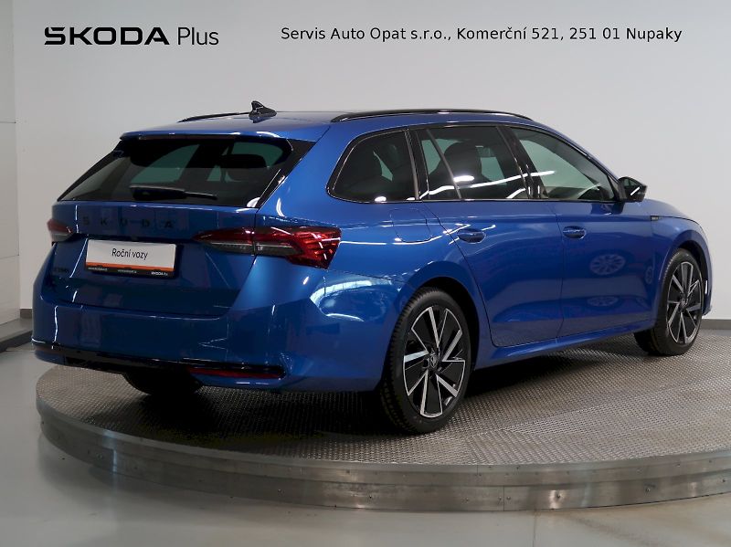 Škoda Octavia (2025) SPORTLINE 2.0TDI 110KW DSG TAŽ - fotka 2 z 42