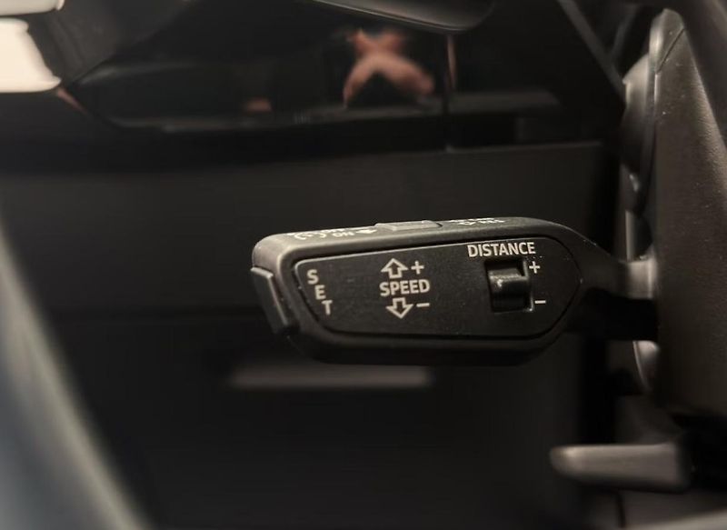 Audi Q8 e-tron 55 Quattro Kamera Tažné - fotka 26 z 36