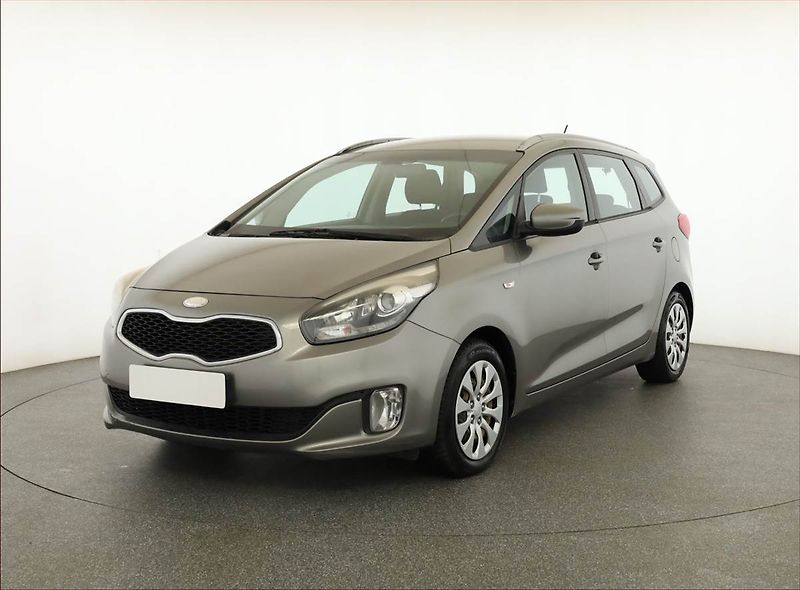 Kia Carens (2013) 1.7 CRDi, ČR,1.maj, Serv.kniha - fotka 2 z 14