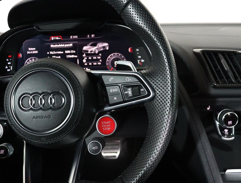 Audi R8 Spyder V10 performance quattro - fotka 16 z 22
