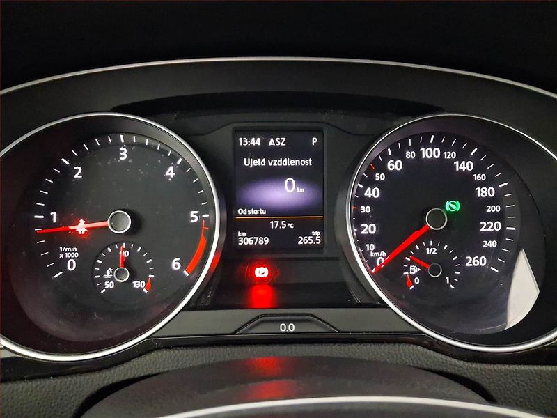 Volkswagen Passat (2015) Comfortline 2.0 TDI, Automat - fotka 11 z 21